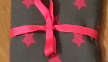 Wärmekissen, Traubenkernkissen grau mit pinken Sternen